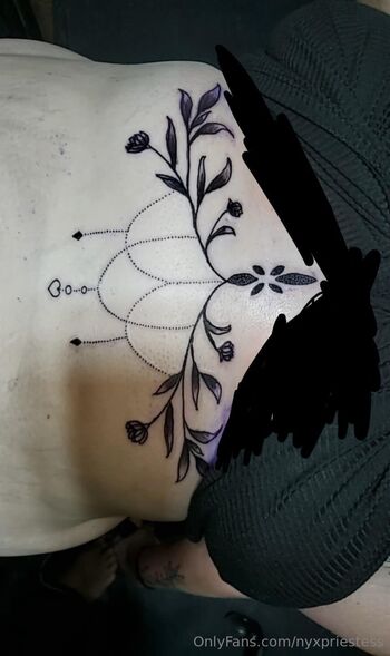 Nyxpriestes / nyxpriestess nude photo #2