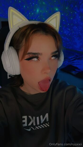 NYYXXI / nyyxxii nude photo #13