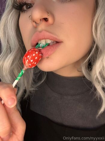 NYYXXI / nyyxxii nude photo #14