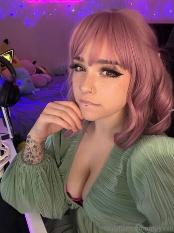 NYYXXI / nyyxxii nude photo #16