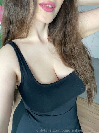 Obedient Sweetie FRE / obedientsweetie_free nude photo #15