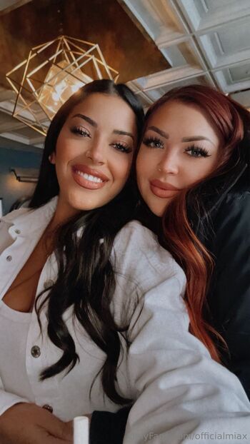 Mia Martine / officialmiax nude photo #25