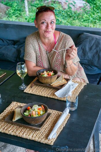 Leeloo Noma / oftvleeloo / oftv_leeloo nude photo #9