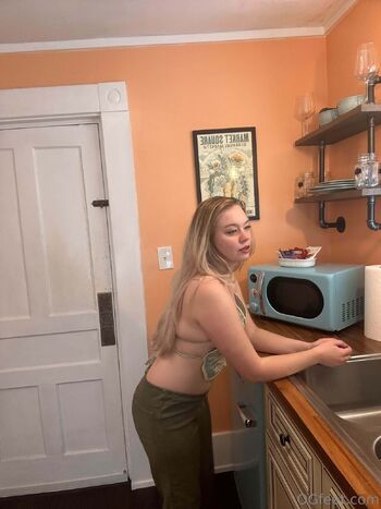 OGfee / ogfeet nude photo #2