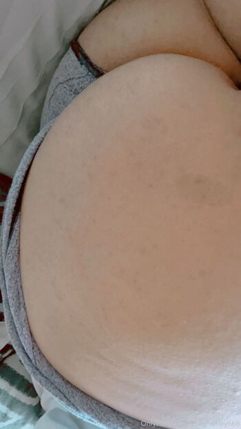 Honey Escoba / oheyhoney666 nude photo #3