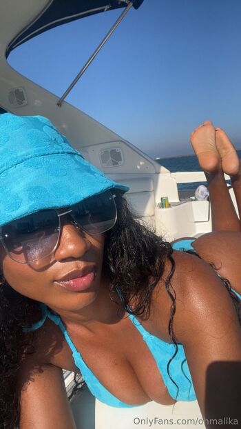 Malik / ohmalika nude photo #18