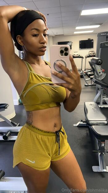 Malik / ohmalika nude photo #34