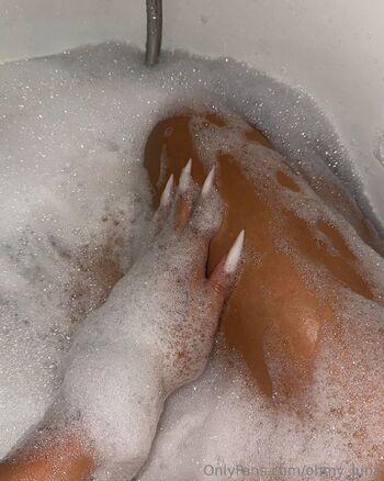 𝐋𝐮𝐧𝐚 / ohmy_luna / ohmy.lunaa nude photo #8