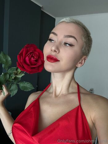 𝐋𝐮𝐧𝐚 / ohmy_luna / ohmy.lunaa nude photo #10