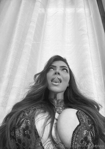 Anna / ohmyannaa / anna__fusato nude photo #16