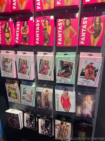 OilyCherrie / oilycherries nude photo #24