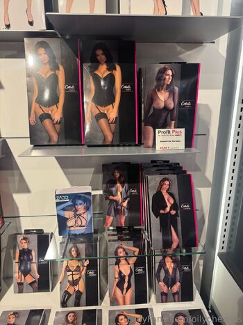 OilyCherrie / oilycherries nude photo #25