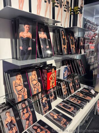 OilyCherrie / oilycherries nude photo #26