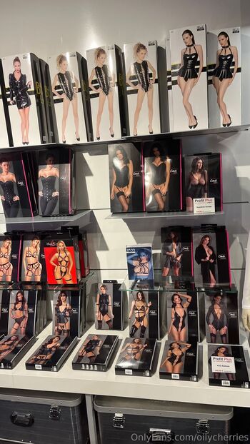 OilyCherrie / oilycherries nude photo #29