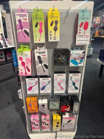 OilyCherrie / oilycherries nude photo #35