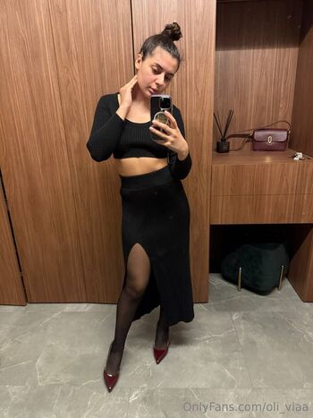Olivia / oli_viaa nude photo #12