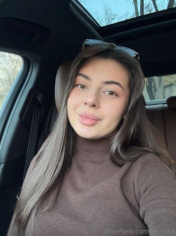 Olivia / oli_viaa nude photo #22