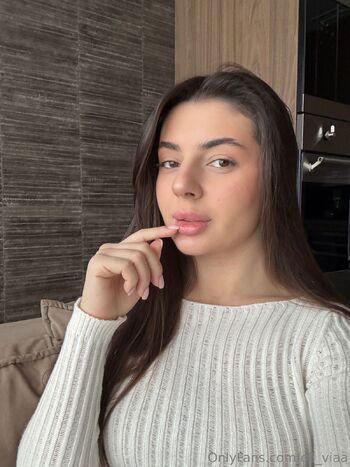 Olivia / oli_viaa nude photo #28