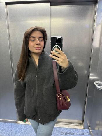 Olivia / oli_viaa nude photo #29