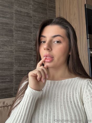 Olivia / oli_viaa nude photo #30