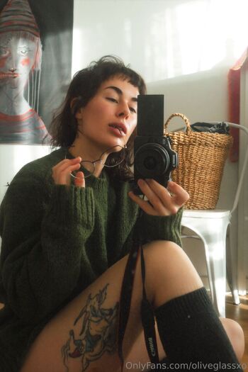 Olive Glass / oliveglassxo nude photo #7
