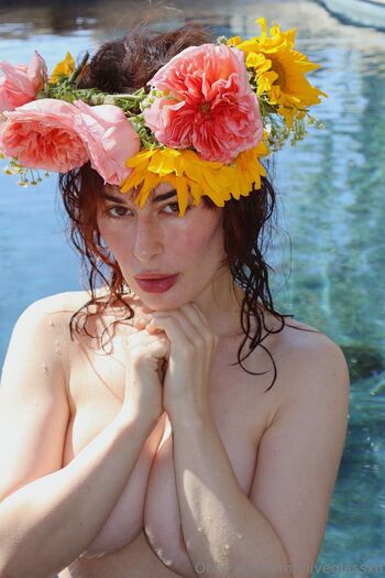 Olive Glass / oliveglassxo nude photo #9