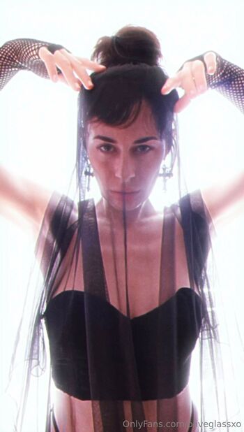 Olive Glass / oliveglassxo nude photo #29