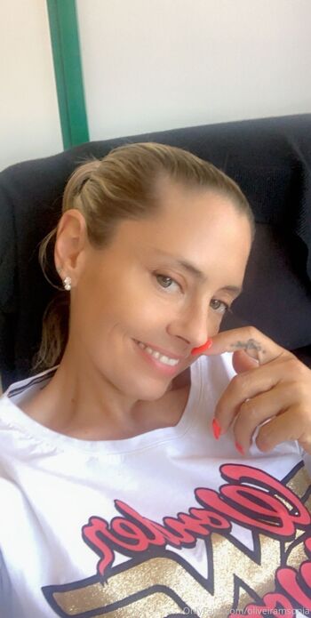 Sonia / oliveiramsonia nude photo #5