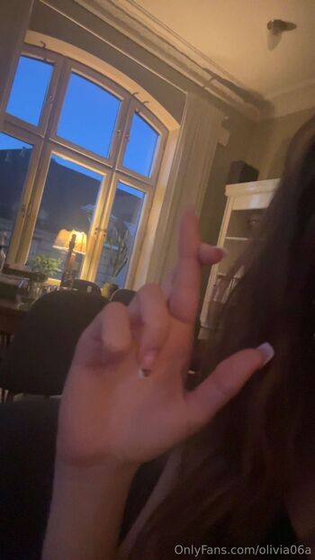 Olivia Zandé / olivia06a nude photo #3