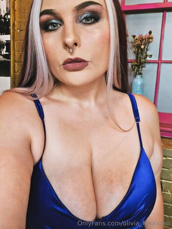 Olivia Fox / olivia_foxxxoxo nude photo #14