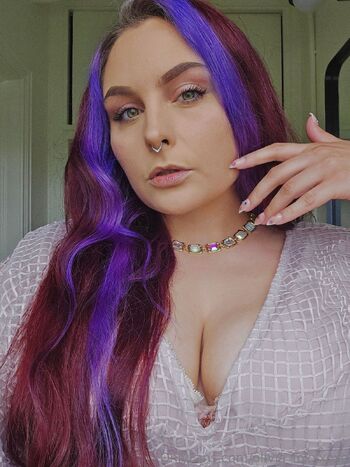 Olivia Fox / olivia_foxxxoxo nude photo #22