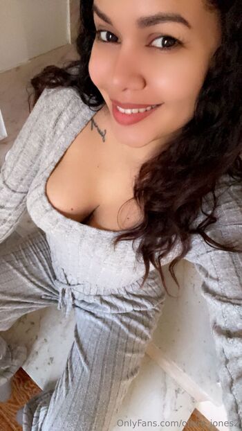 OliviaBIRTHDAY MONTH / olivia_jones2 nude photo #8