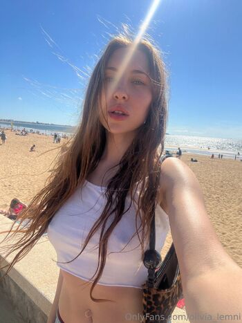 Olivia Lemn / olivia_lemni nude photo #9