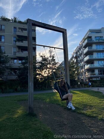 Olivia Lemn / olivia_lemni nude photo #11