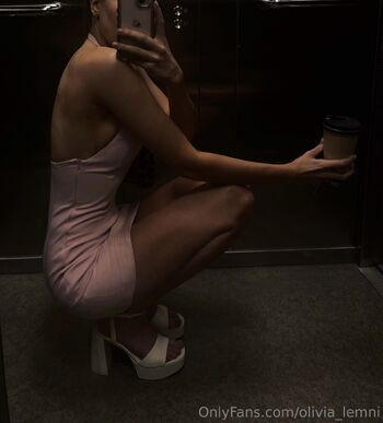 Olivia Lemn / olivia_lemni nude photo #18