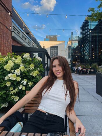 Olivia Lemn / olivia_lemni nude photo #19