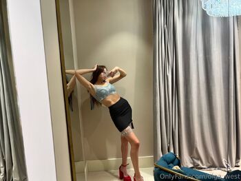 Olivia Lemn / olivia_lemni nude photo #24