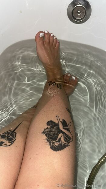 Olivi / olivia_nina nude photo #3