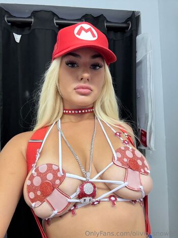 Olivia Snow / olivia_snow69 nude photo #4