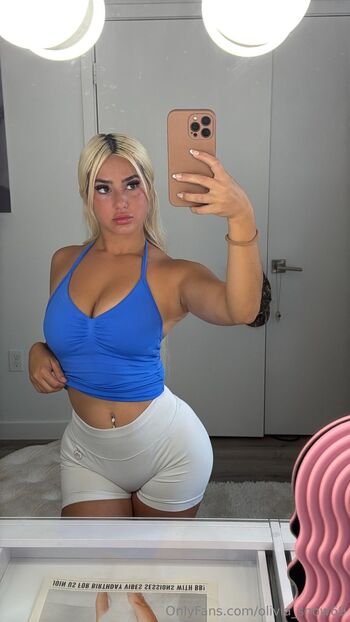 Olivia Snow / olivia_snow69 nude photo #5