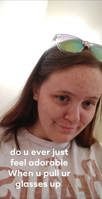 Your cute bbw Olivia / oliviabluntfree nude photo #4