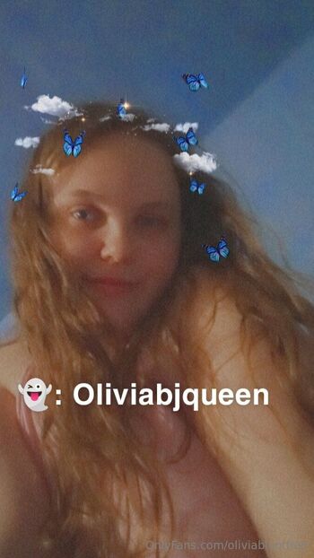 Your cute bbw Olivia / oliviabluntfree nude photo #18