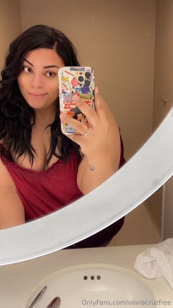 Olivia Cru / oliviacruzfree nude photo #5