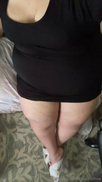 Olivia Cru / oliviacruzfree nude photo #13