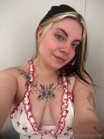 Olivia Gra / oliviagrayxoxo nude photo #3