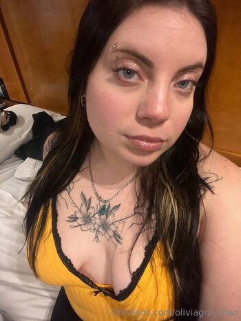 Olivia Gra / oliviagrayxoxo nude photo #14