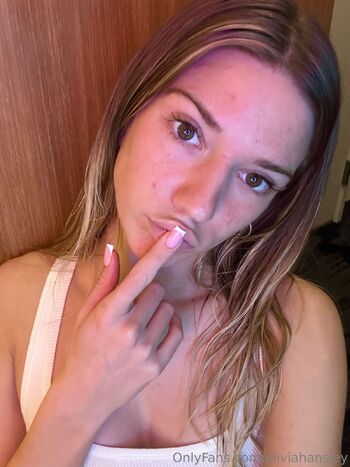 Olivia Hansle / oliviahansley nude photo #10