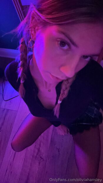 Olivia Hansle / oliviahansley nude photo #24
