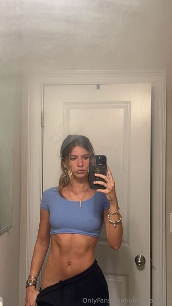 Olivia Hansle / oliviahansley nude photo #27