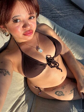 OLIVIA IVY / oliviaivys nude photo #34